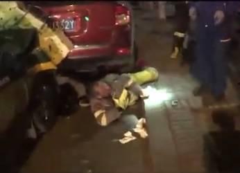 吃瓜群众被吊打视频大全,笑料百出,揭秘网络恶搞风潮