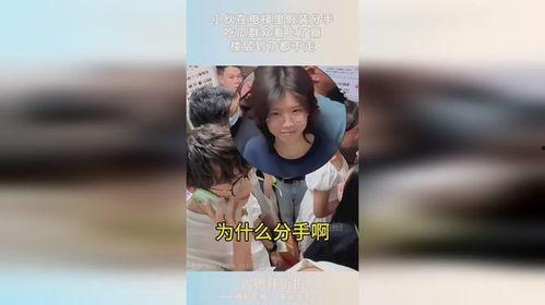 吃瓜群众在电梯里,揭秘日常生活中的八卦风云